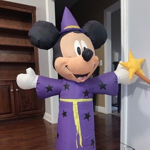 Blow up Mickey Mouse